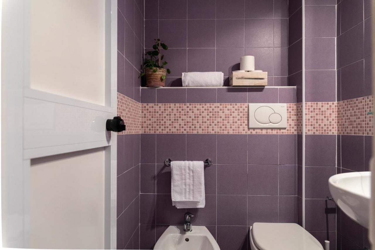 רומא Dulcis In Colosseo Apartments מראה חיצוני תמונה